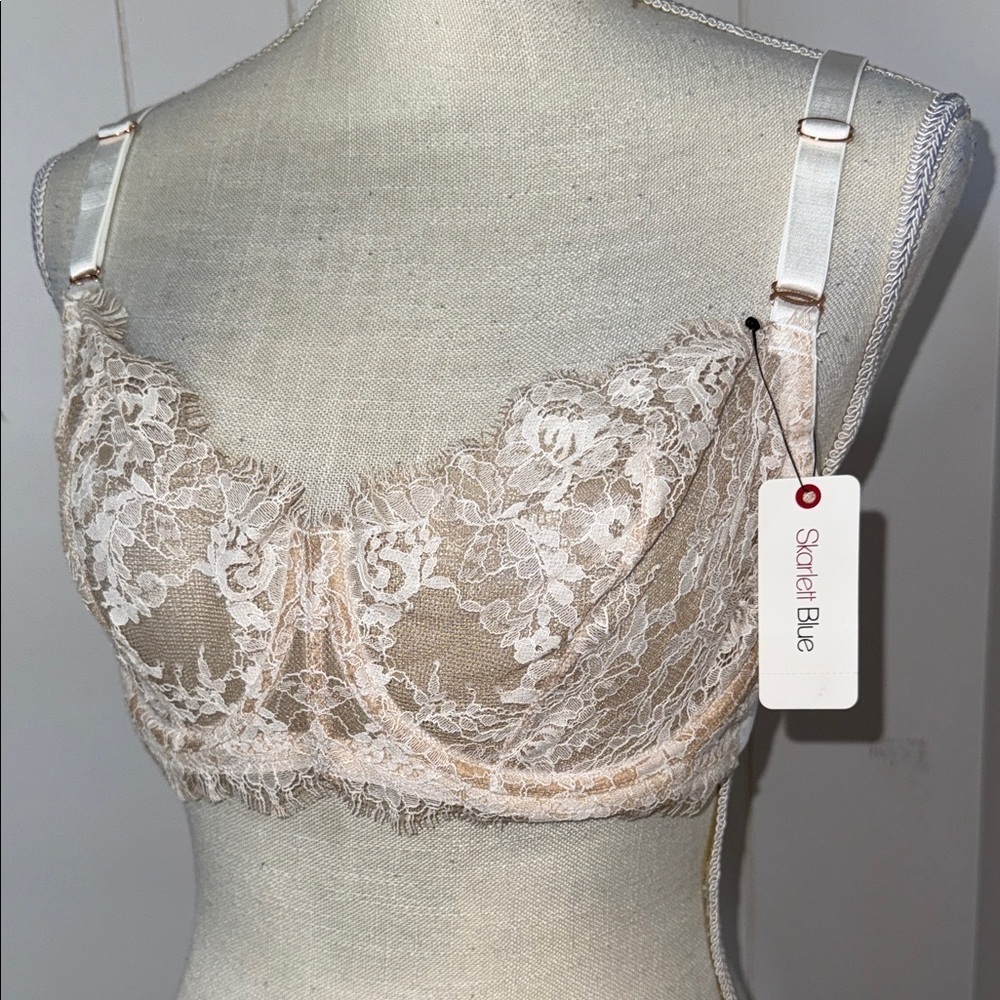 Skarlett Blue Lace Bra in Soft Cream